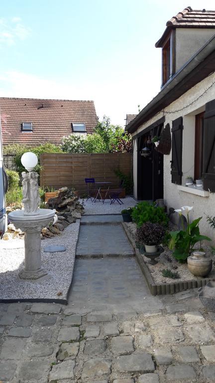 La Maison Du Bonheur Saintry-sur-Seine Exterior photo